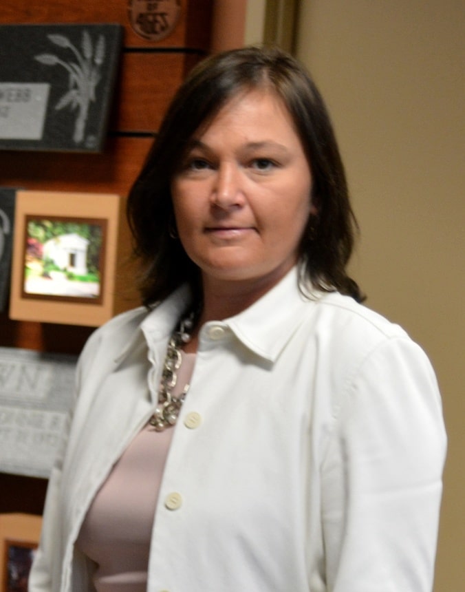 Stacey White J W Reynolds Monuments